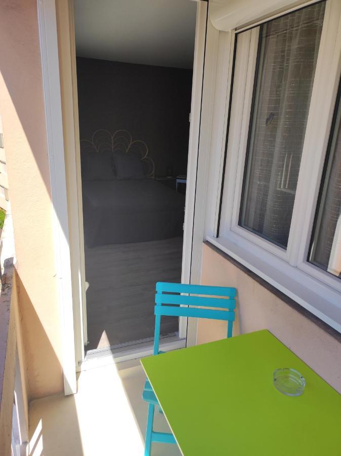 Studio - Meuble Tourisme, Trois Etoiles - 34 M2 Refait A Neuf- Residence Макон Екстер'єр фото